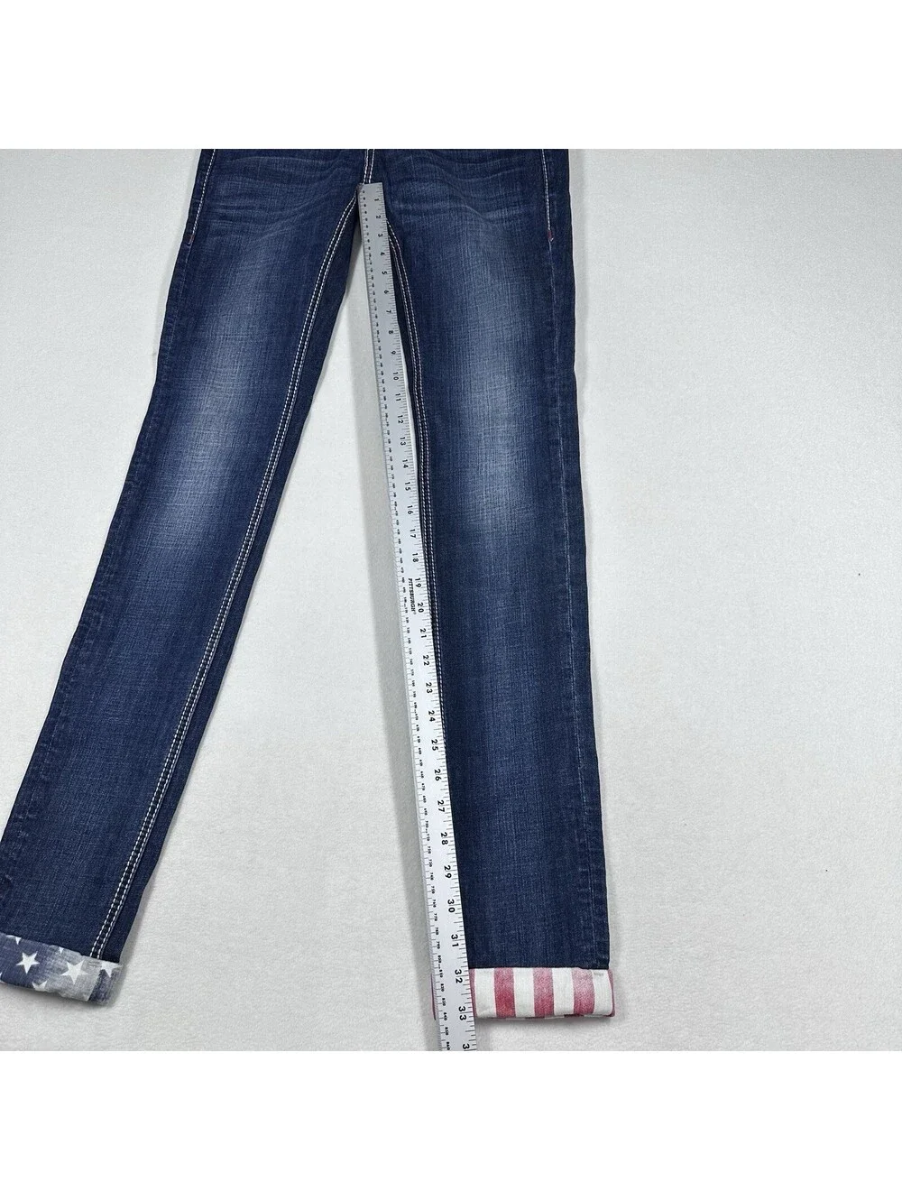Rock & Roll Jeans Skinny American Flag 🇺🇲 Cowgirl Jeans 🇺🇲 Size 26x33